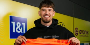 Gregor Kobel