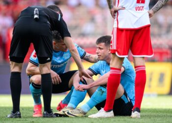 foto: twitter.com/bayer04_en