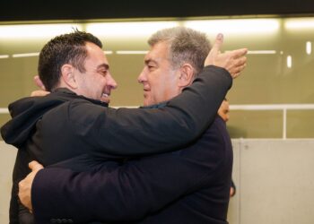 Xavi Hernández a Joan Laporta