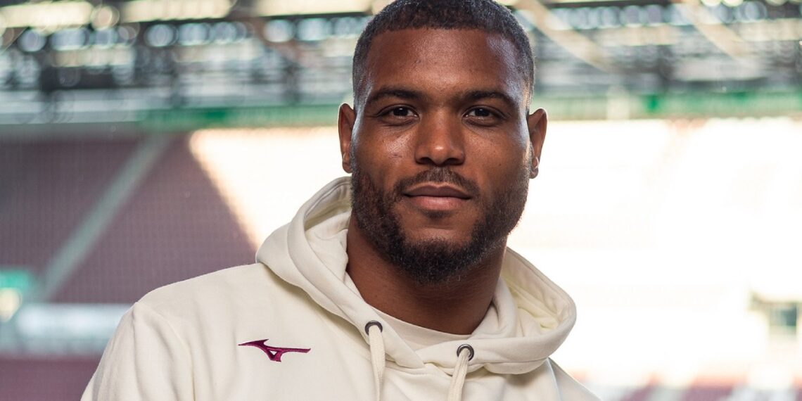 Steve Mounié