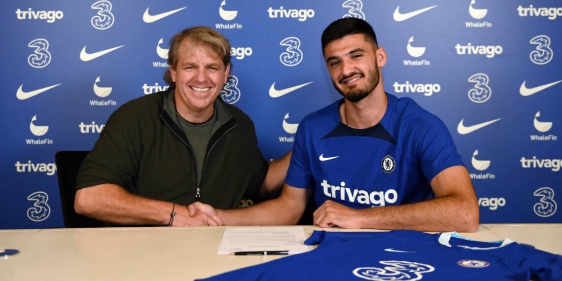 Todd Boehly a Armando Broja