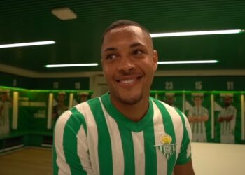 Vitor Roque