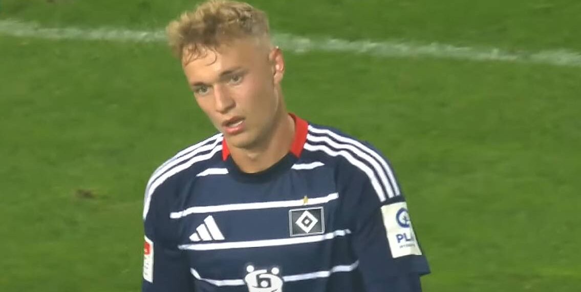 Adam Karabec