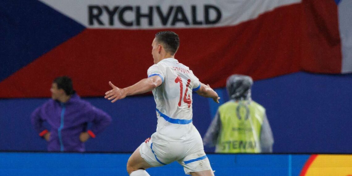 Lukáš Provod