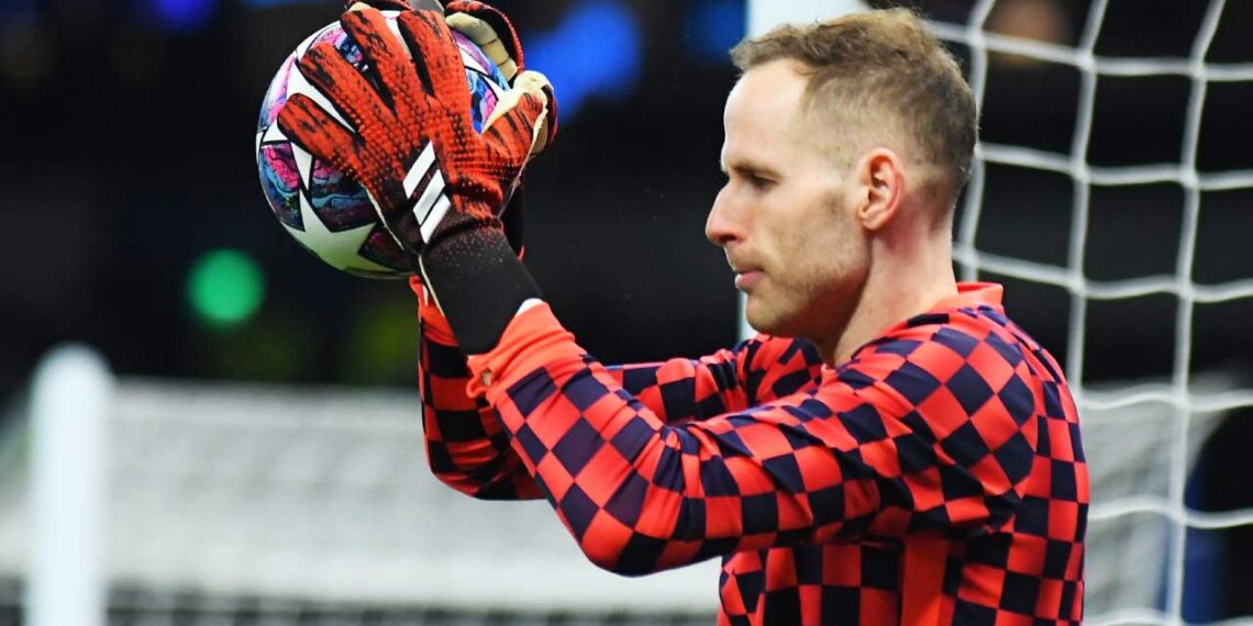 Péter Gulácsi