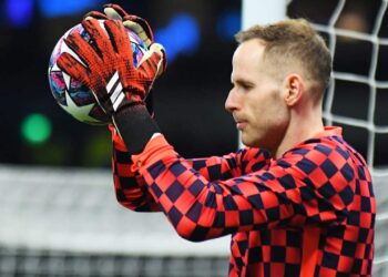 Péter Gulácsi