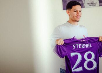 Enzo Sternal