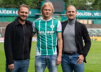 Vlasij Sinjavskij se svými agenty Davidem a Pavlem Zíkou