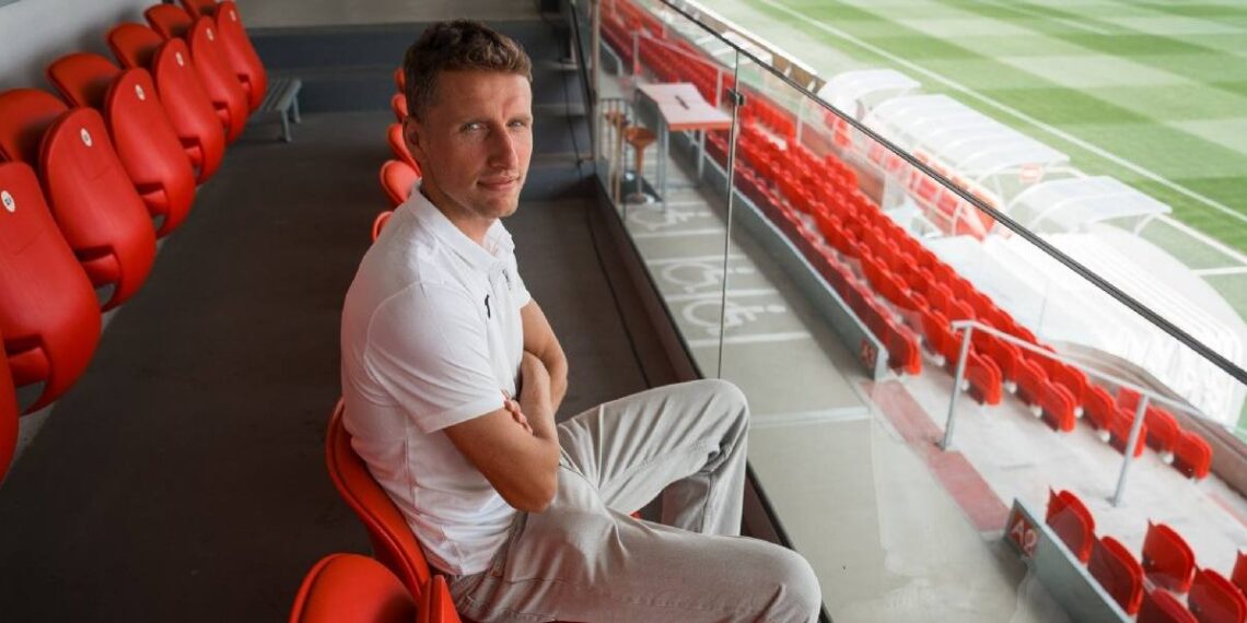 Simon Bammens
