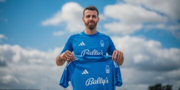 Angus Gunn