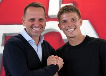 Finn Ole Becker