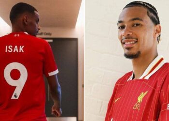 Alexander Isak a Hugo Ekitiké
