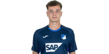 Fisnik Asllani