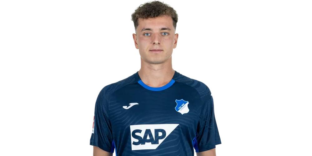Fisnik Asllani