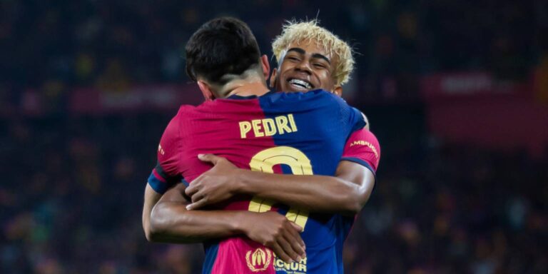 Pedri a Lamine Yamal