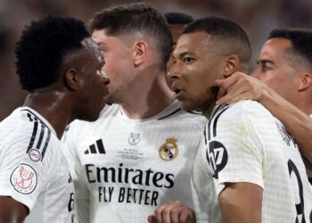 Vinicius a Kylian Mbappé