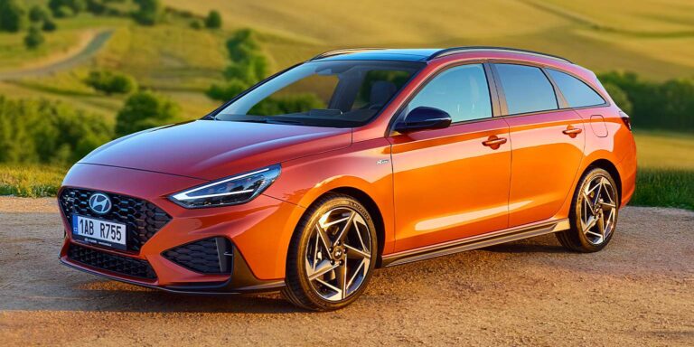 AKCE: Operativní leasing Hyundai i30 Kombi již za 4 199 Kč/měs. bez DPH vč. služeb