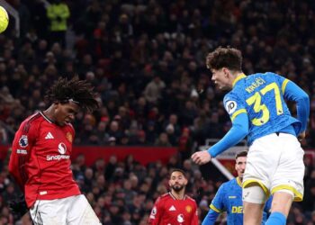 Ladislav Krejčí skóruje na Old Trafford