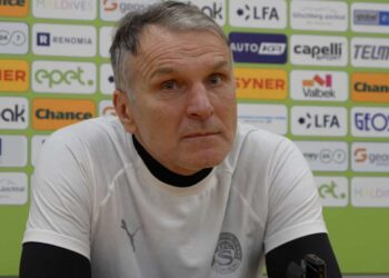 Roman Skuhravý