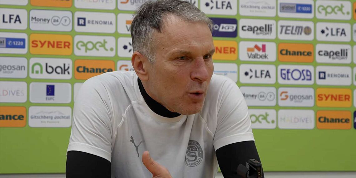 Roman Skuhravý