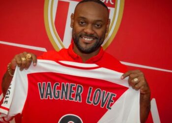 Vágner Love