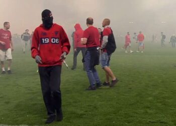 Fanoušci Slavie v derby