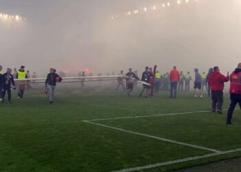 Fanoušci Slavie při nedohraném derby