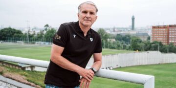 Roman Skuhravý