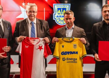 Slavia a Arka Gdyně