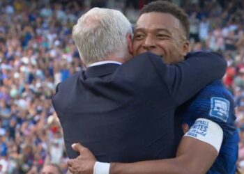 Kylian Mbappé a Didier Deschamps