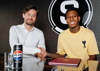 Tomáš Rosický a Josimar Alcócer
