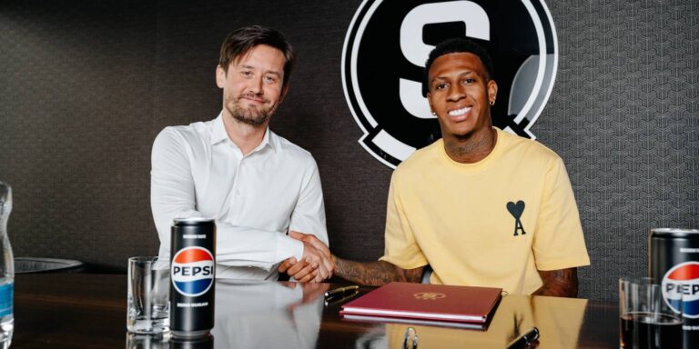 Tomáš Rosický a Josimar Alcócer